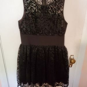 Black Lace Formal Dress